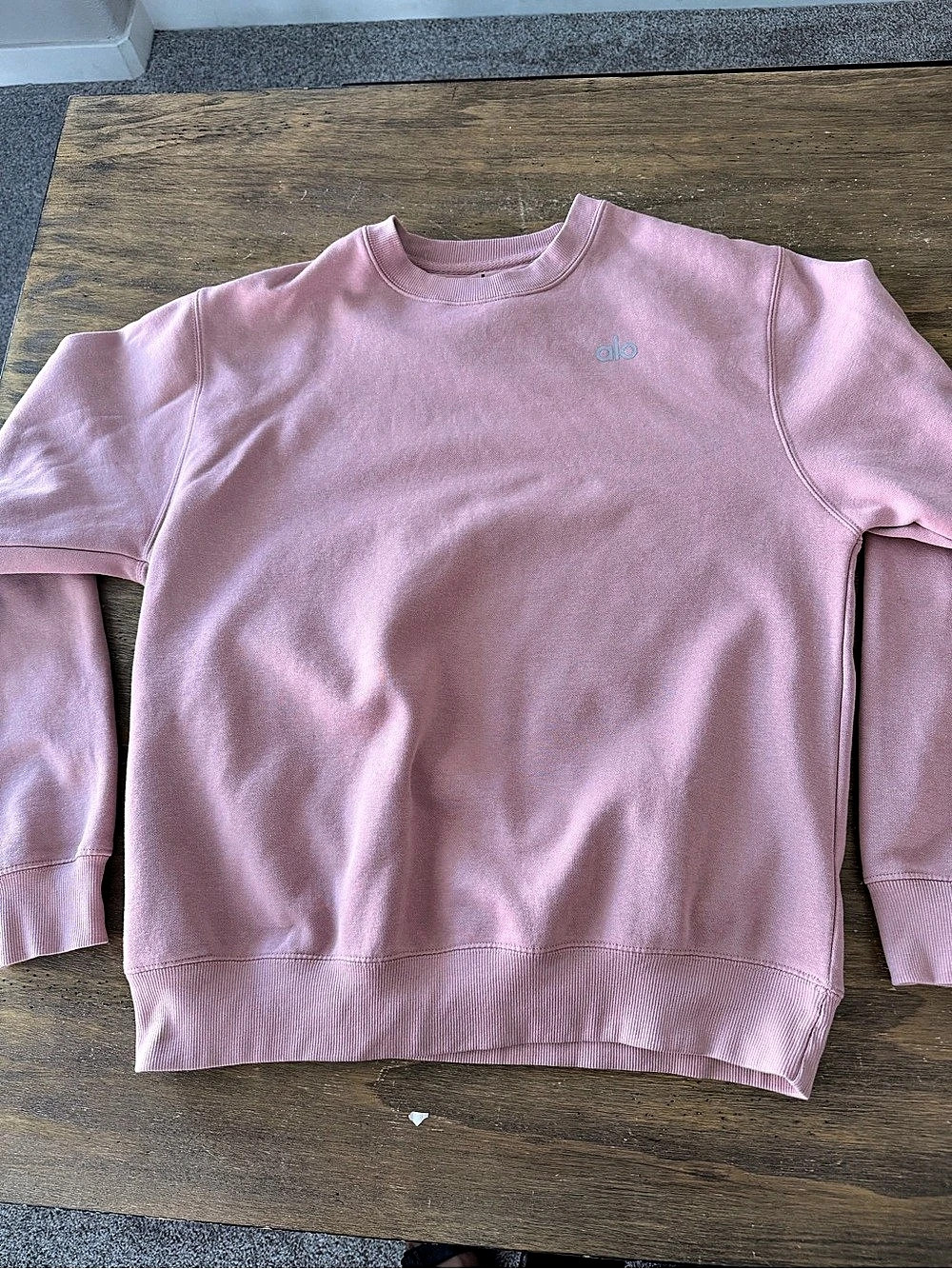 Alo Yoga Accolade Crew Neck Pullover Pink Medium